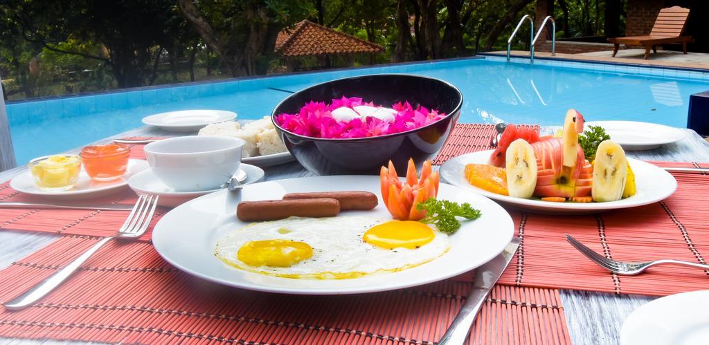 Amaranta Classic Retreat Bambaragaleyaya Luaran gambar