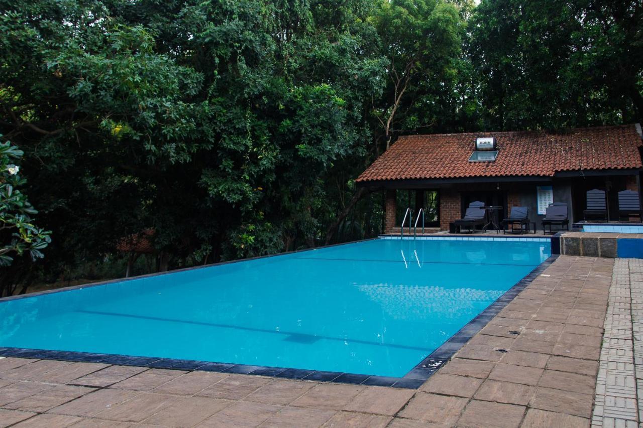 Amaranta Classic Retreat Bambaragaleyaya Luaran gambar