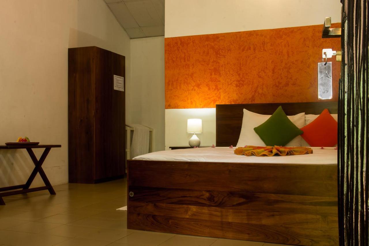 Amaranta Classic Retreat Bambaragaleyaya Luaran gambar